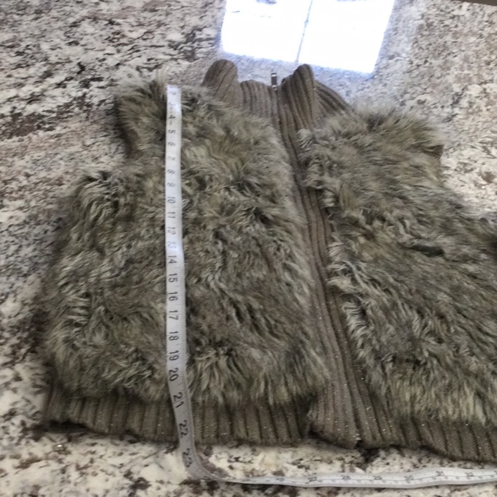 Justice Fuzzy Faux Fur Glitter Gray Full Front Zip Collared Vest 16 (Juniors) - Picture 16 of 16